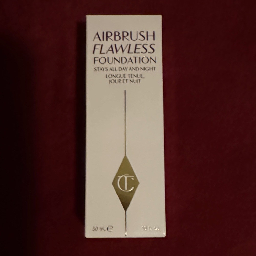 Charlotte Tilbury Airbrush Flawless Foundation - Cream